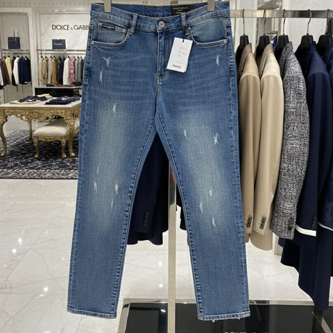 Exclusive Signature Lightly Ripped Denim Modern Casual Fit