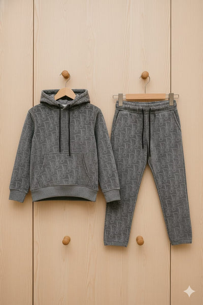 Luxe Streetwear Tracksuit Velvet Edition