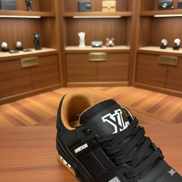 Premium Black Trainer Sneaker