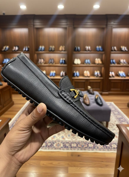 Black Leather Horsebit Loafers Timeless Elegance with a Modern Edge