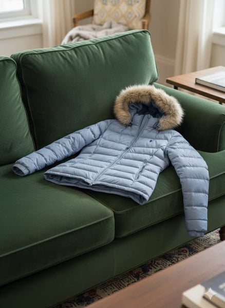 Winter Puffer Jacket with Fur Hood – Warm, Stylish & Lightweight