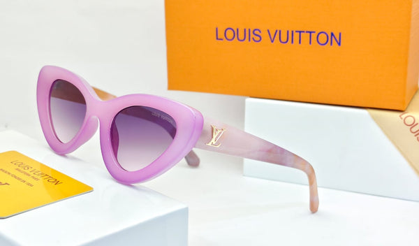 Luxury  Women’s Cat-Eye Sunglasses with Brand Logo