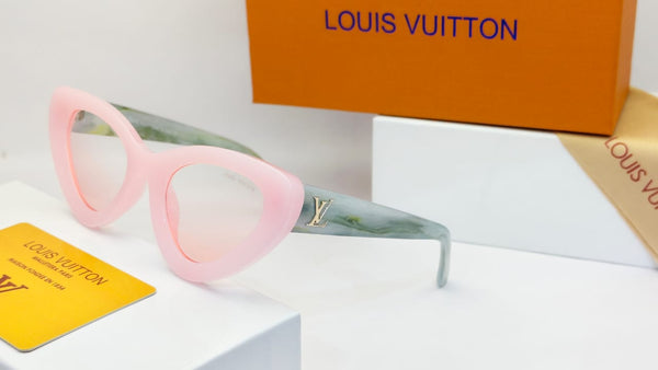 Luxury  Women’s Cat-Eye Sunglasses with Brand Logo