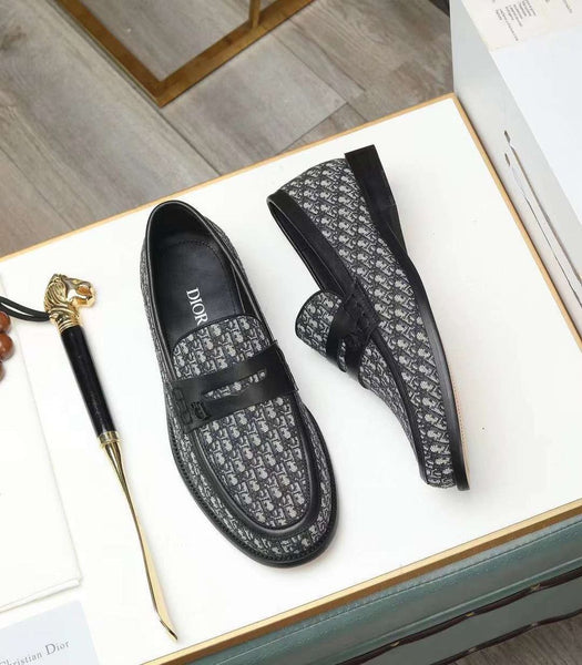 Men’s Luxury Black Textured Shoes with Elegant Strap Design