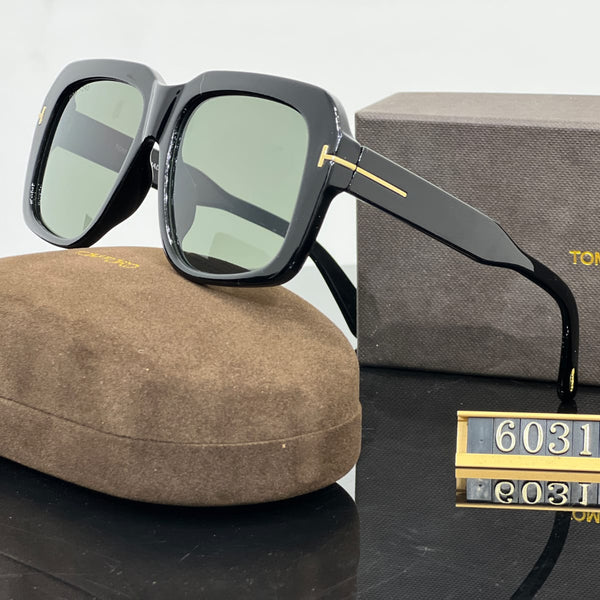 Women’s Luxury Square Sunglasses with Tortoiseshell Frame