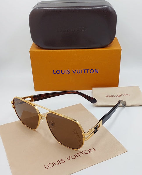 Premium Square Sunglasses with Gold Metal Temples Luxury Stylish Design