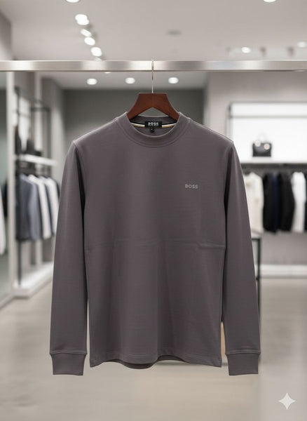 Men’s Classic Grey Crew Neck Sweatshirt Minimal & Stylish