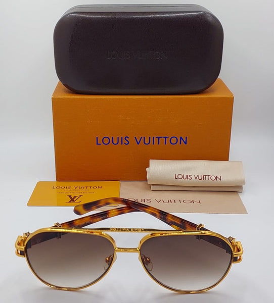 Luxury Gold-Frame  Designer-Style Sunglasses with Premium Case