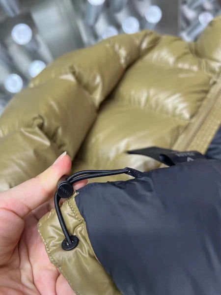 Exclusive  Puffer Jacket for Men  Premium Warmth & High-End Style (Copy)