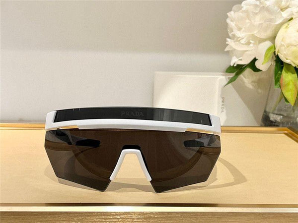 Sporty Designer Shield Style Sunglasses