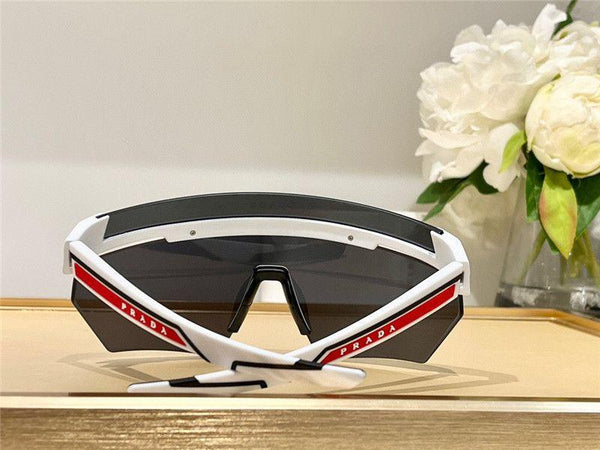 Sporty Designer Shield Style Sunglasses