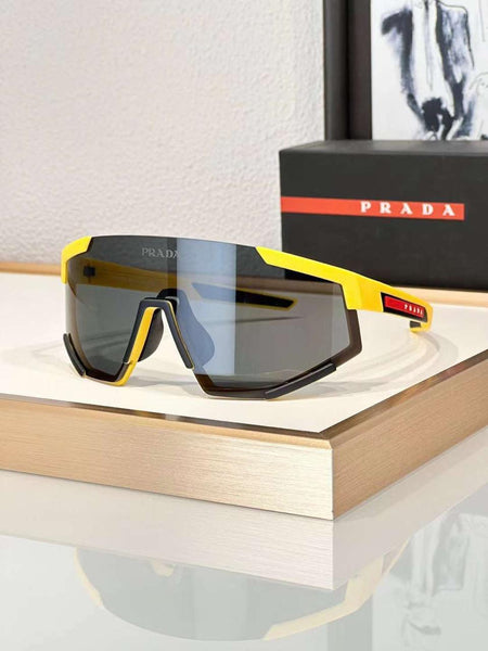 Sporty Designer Shield Style Sunglasses