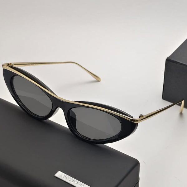 Luxury Slim Cat-Eye Sunglasses with Gold Metal Frame