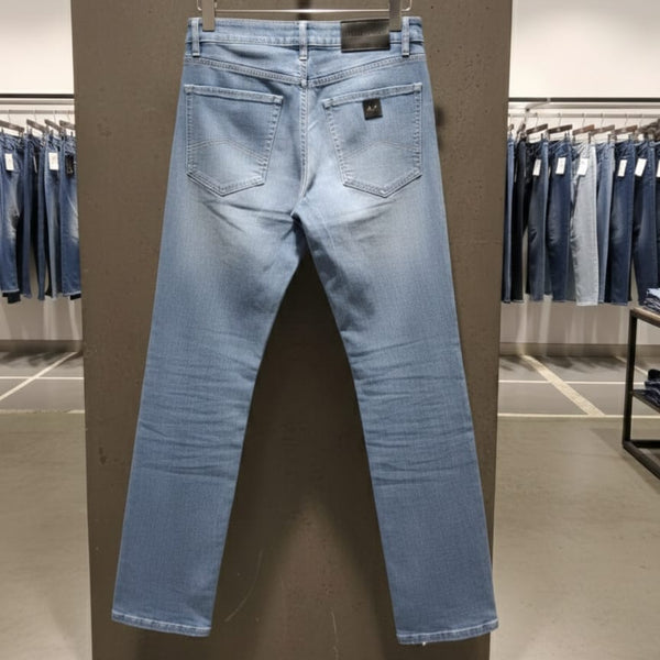 Men’s Light Blue Denim Jeans Modern Everyday Style
