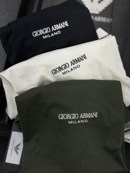 Men’s Luxury Solid Crew Neck T-Shirt  with Minimal Logo