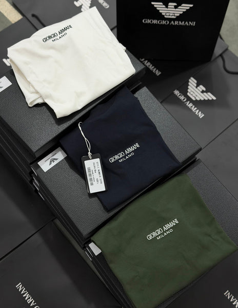 Men’s Luxury Solid Crew Neck T-Shirt  with Minimal Logo