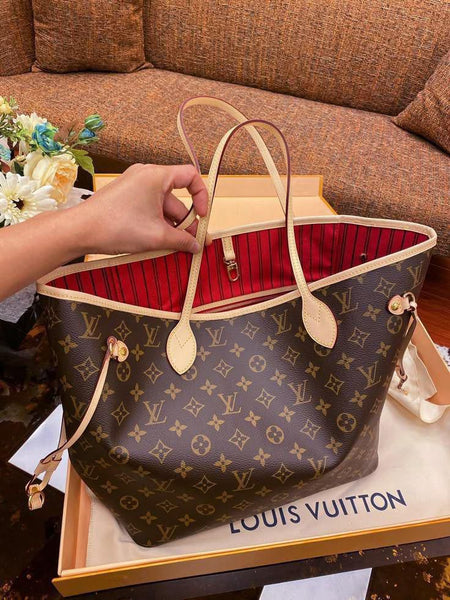 Elegant Monogram Tote Bag for Women with Pouch
