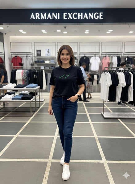 Stylish Black Crew Neck T-Shirt for Women | Minimal & Everyday Comfort Wear