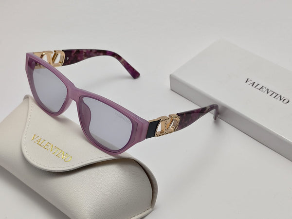 Chic Branded  Designer Eyeglasses with Signature V Logo