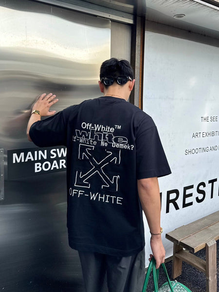 Luxury Classic Black Drop Shoulder Minimal Logo T-Shirt