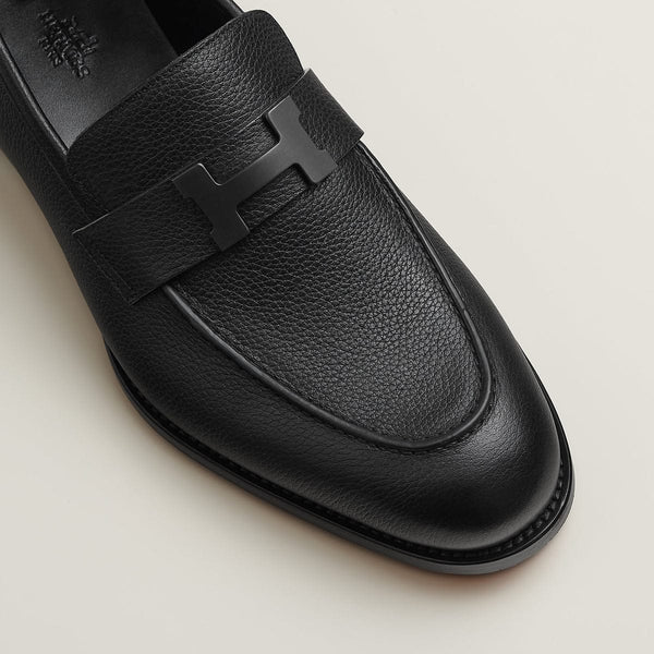 Premium Black Leather Loafers with Elegant Metal Detail