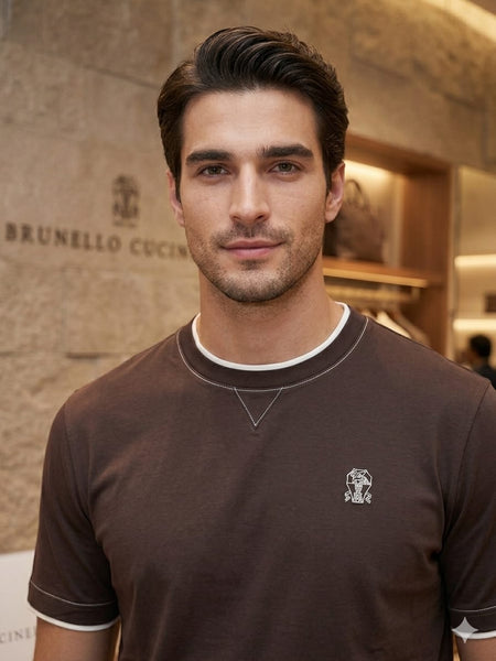 Men’s Premium Contrast Crew Neck T-Shirt Casual Wear with Minimal Logo