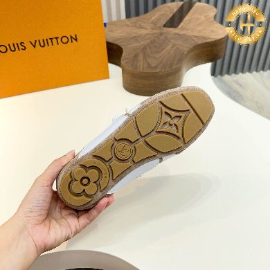 Luxury L V Sneakerina