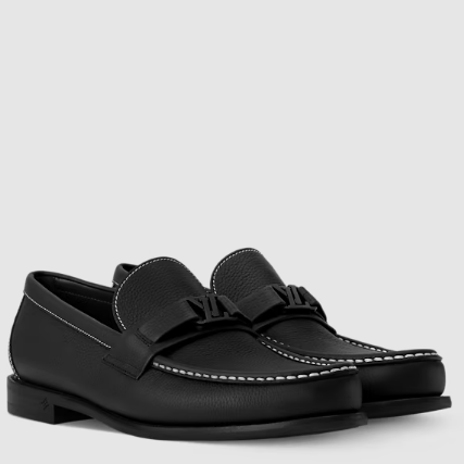 Luxury Branded Black Leather Shoes with Signature Detail