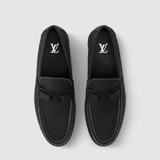 Luxury Branded Black Leather Shoes with Signature Detail