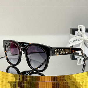 Women Latest Over-Size Sunglasses With Logo Initials