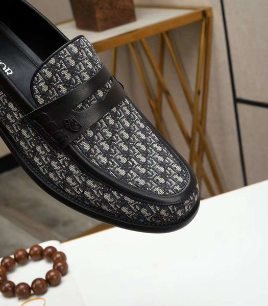 Men Branded Oblique Jacquard Loafers
