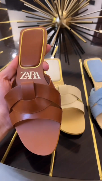Premium  Designer Branded Flat  Sandal For Women