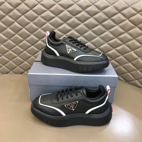 Men High-Quality Sneakers With Logo Plaque