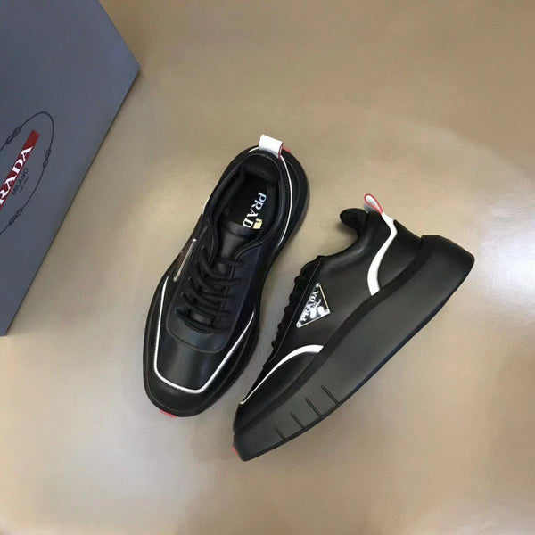 Men High-Quality Sneakers With Logo Plaque