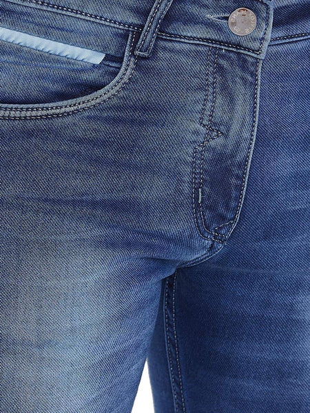 Men Light Blue Slim Fit Mid Rise Whisker Jeans