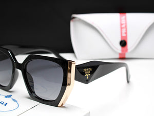 Full Rim Square Shape UV Protected Sunglasses