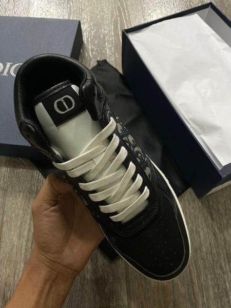 Casual Lace Up Sneaker For Men