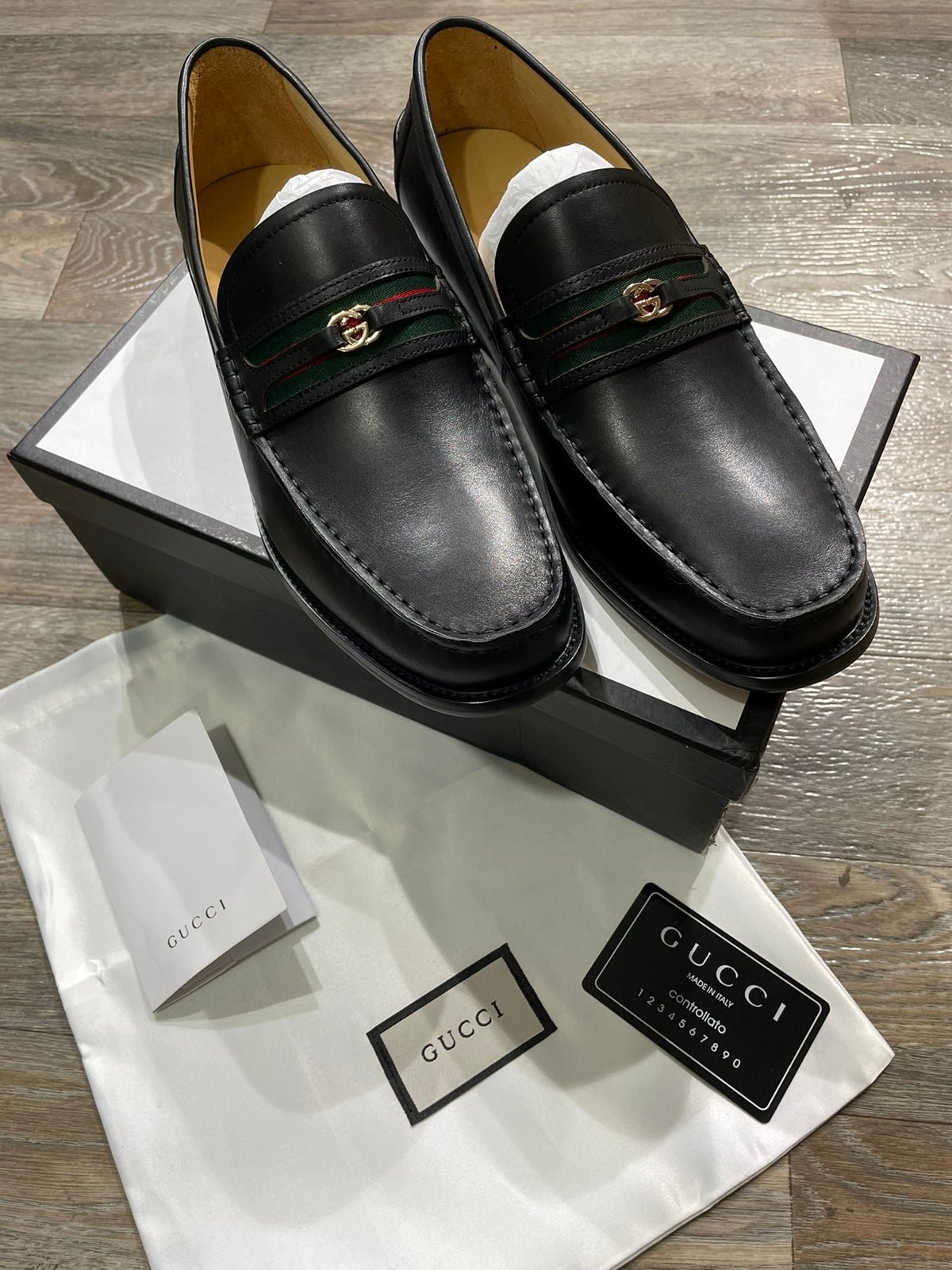 Men's Loafers With Interlocking